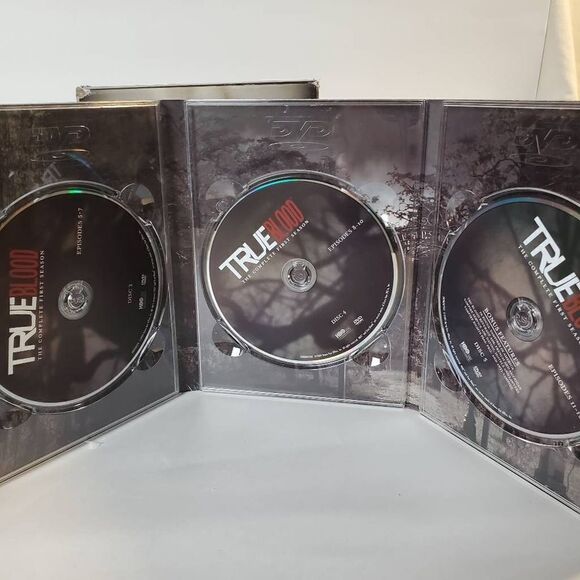 True Blood: The Complete First Season [DVD, 2017] - Picture 6 of 9